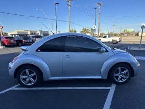 2007 Volkswagen 2.5 New Beetle Coupe 2dr Auto PZEV